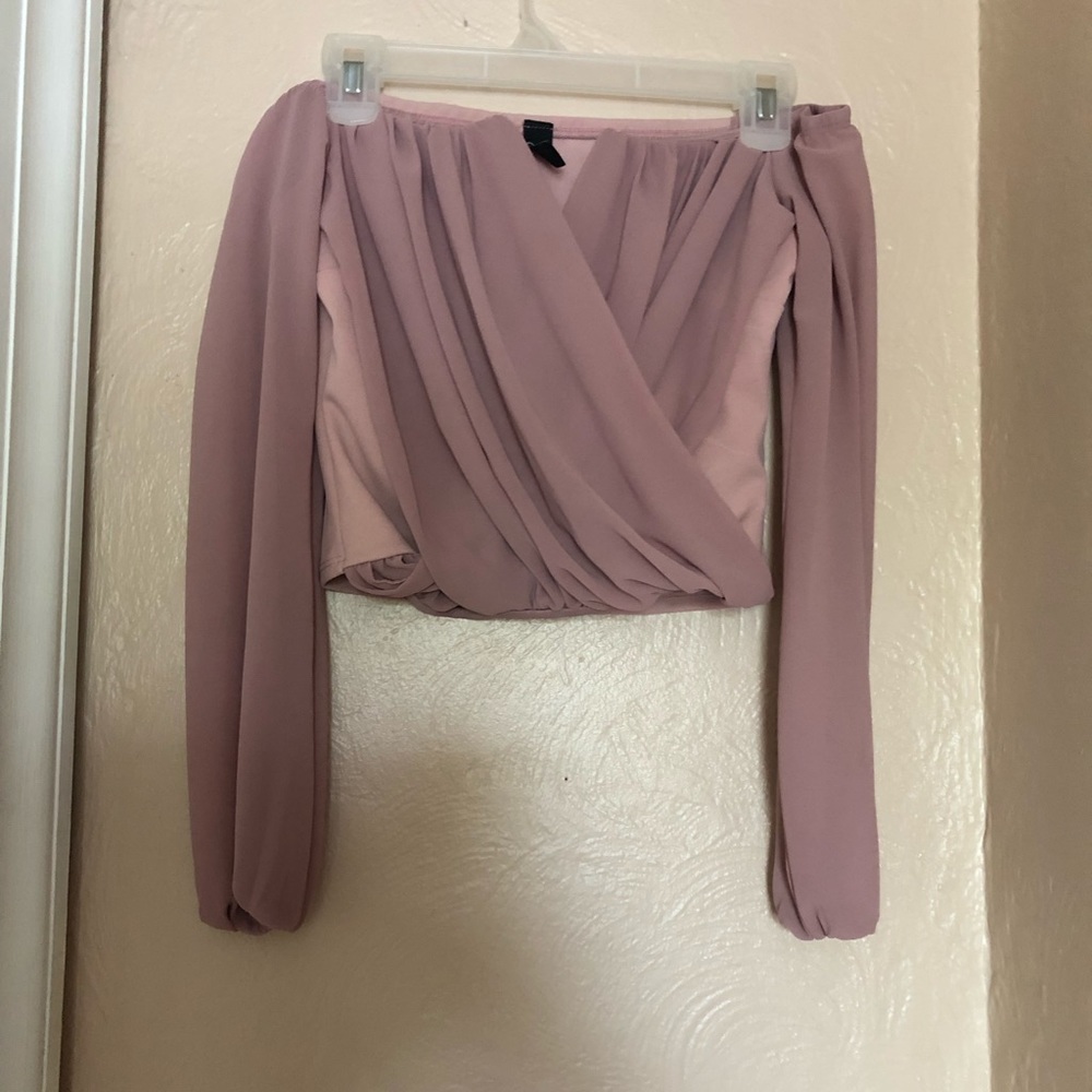 Pale pink, off the shoulder, crop top